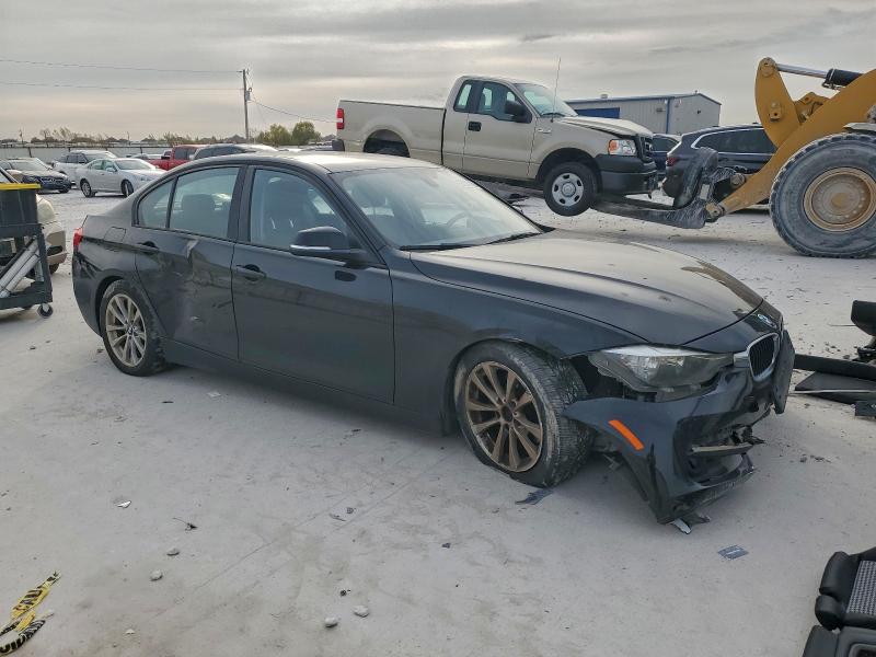 Photo 4 from auction – 2016 BMW 320 I with VIN WBA8A9C5XGK617946
