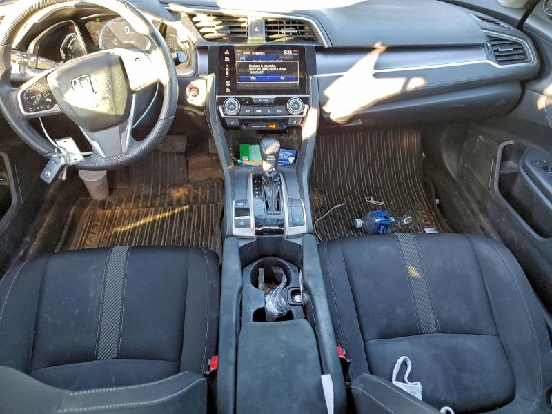 Photo 8 from auction – 2016 HONDA CIVIC EX with VIN 19XFC1F33GE028482