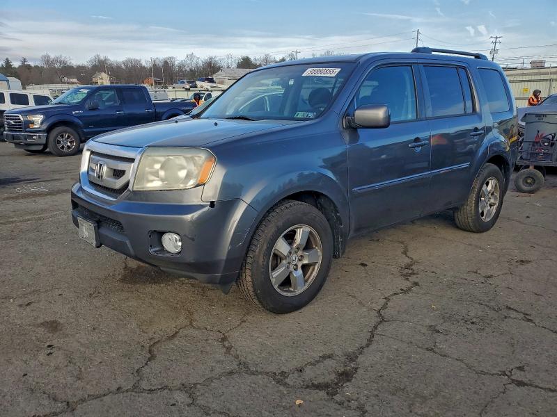 HONDA PILOT EX 2010 with VIN 5FNYF4H47AB023780 - Photo from auction