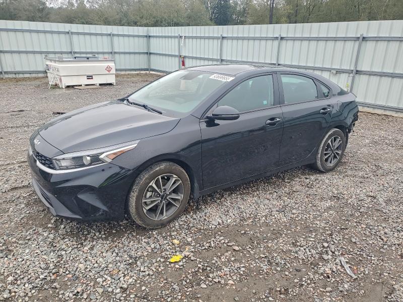 KIA FORTE 2023 with VIN 3KPF24AD5PE689810 - Photo from auction