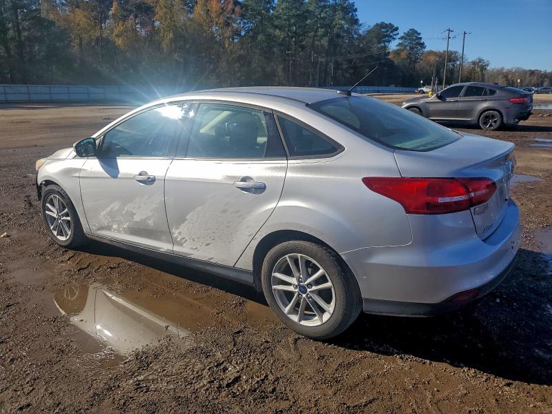 Photo 2 from auction – 2017 FORD FOCUS SE with VIN 1FADP3F26HL227930