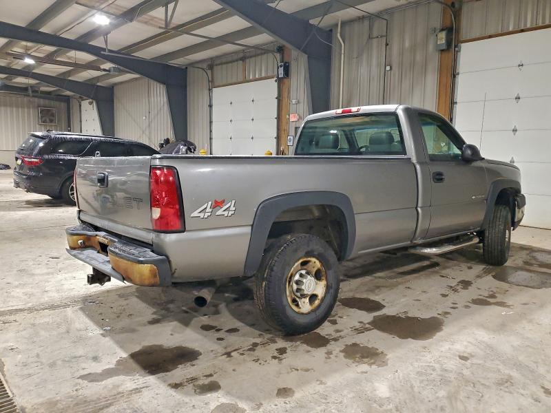Photo 3 from auction – 2006 CHEVROLET SILVERADO with VIN 1GCHK24U36E133580