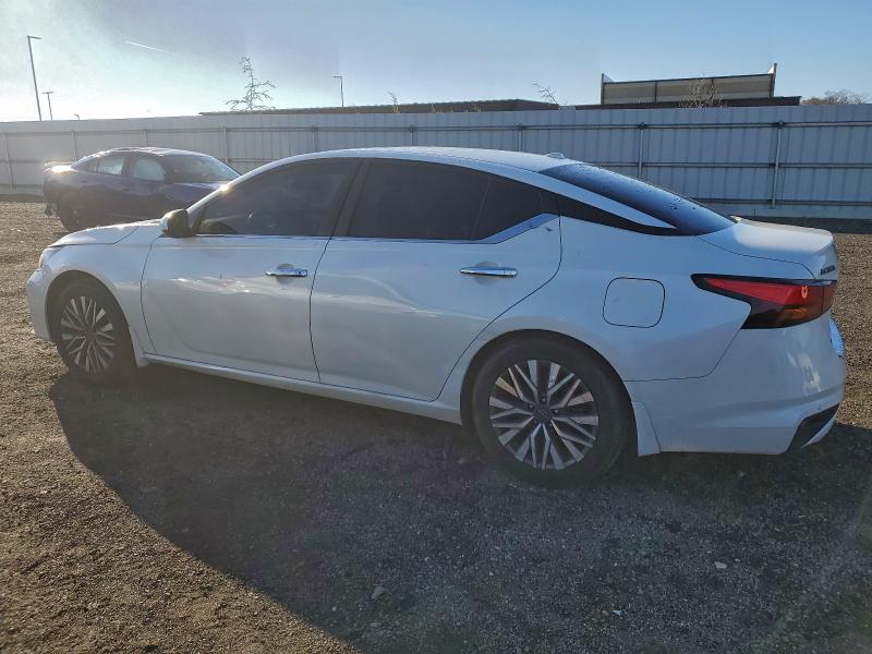 Photo 2 from auction – 2023 NISSAN ALTIMA SV with VIN 1N4BL4DV1PN303675