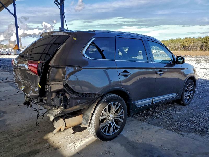 Zdjęcie 3 z aukcji – 2017 MITSUBISHI OUTLANDER z VIN JA4AD3A39HZ062971