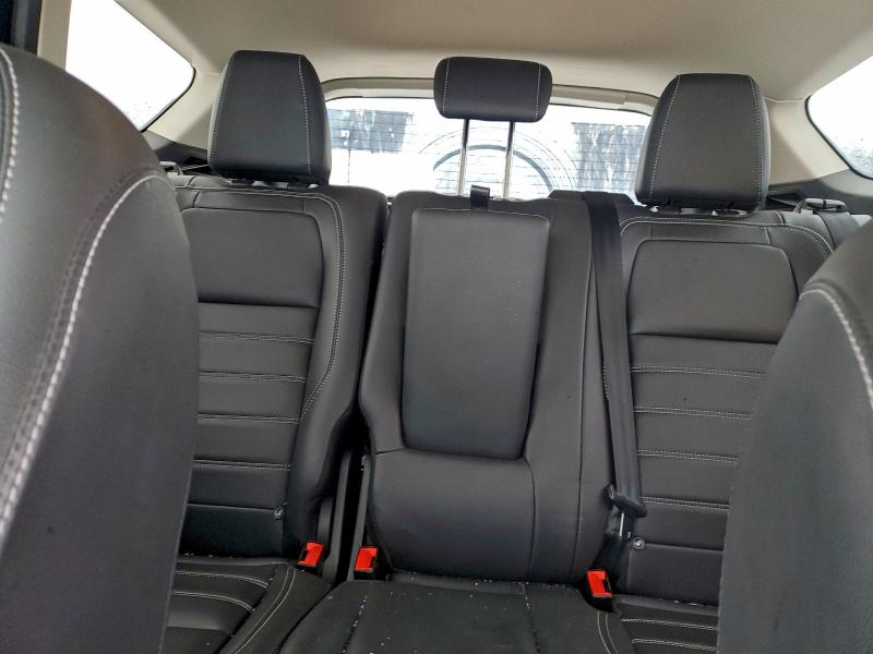 Photo 10 from auction – 2019 FORD ESCAPE SEL with VIN 1FMCU9HD3KUC50644