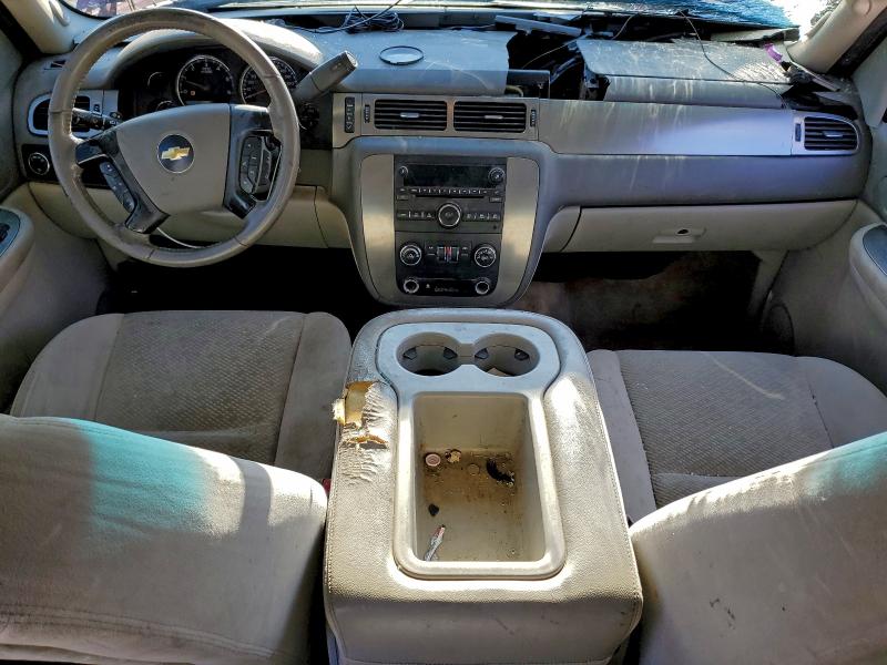 Photo 8 from auction – 2007 CHEVROLET SUBURBAN with VIN 3GNFC16J67G160212