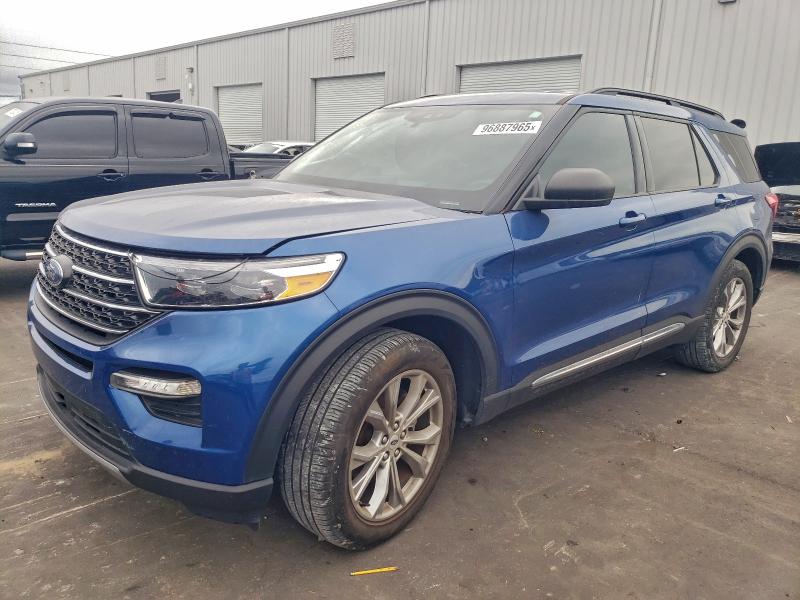 FORD EXPLORER X 2023 with VIN 1FMSK7DH8PGA64277 - Photo from auction