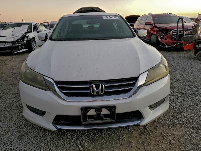 Photo 5 from auction – 2014 HONDA ACCORD with VIN 1HGCR2F52EA090014