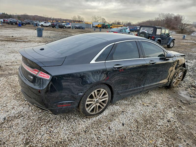 Photo 3 from auction – 2015 LINCOLN MKZ with VIN 3LN6L2J9XFR625231