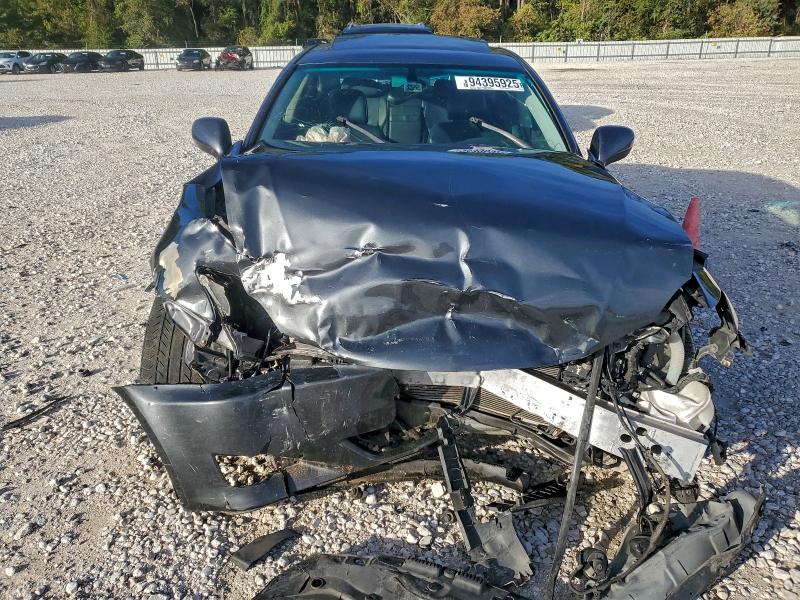 Photo 5 from auction – 2006 LEXUS IS 250 with VIN JTHBK262X65015574