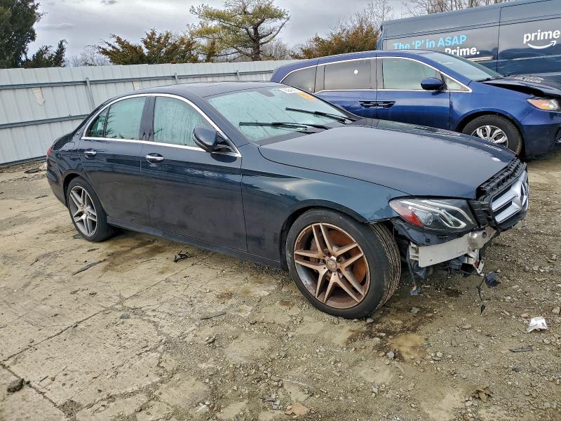 Photo 4 from auction – 2017 MERCEDES-BENZ E 300 4MAT with VIN WDDZF4KB9HA033571