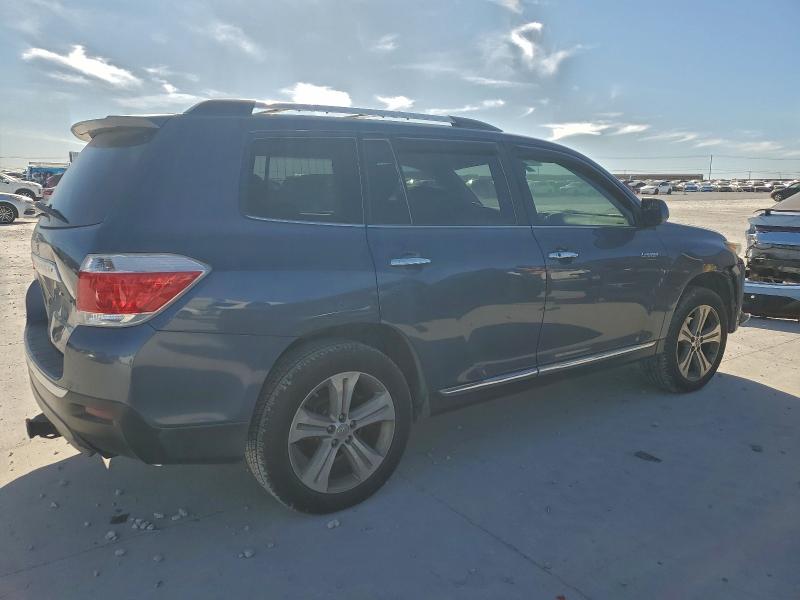 Photo 3 from auction – 2012 TOYOTA HIGHLANDER with VIN 5TDYK3EH9CS084575
