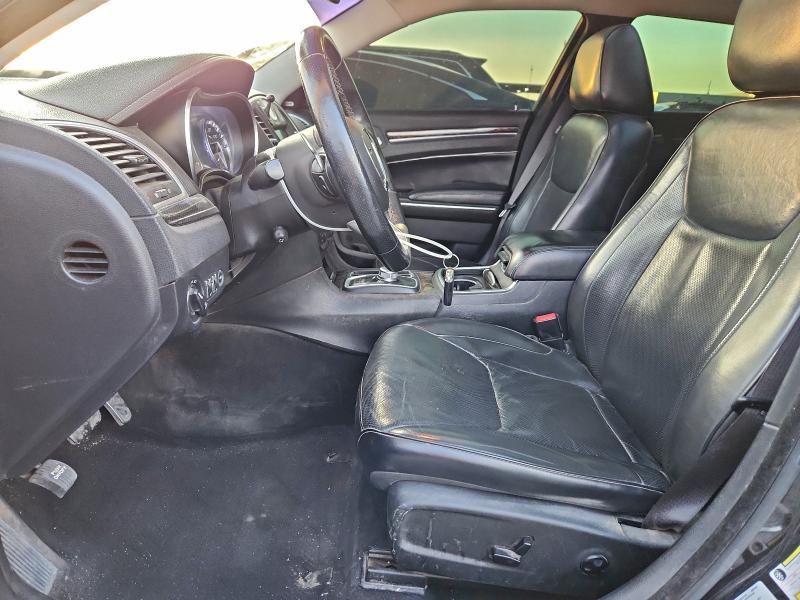 Photo 7 from auction – 2016 CHRYSLER 300C with VIN 2C3CCAEG8GH113026