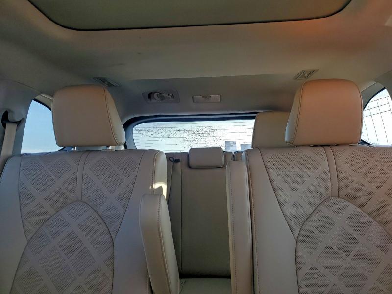 Photo 10 from auction – 2021 TOYOTA HIGHLANDER with VIN 5TDFZRBH4MS089842