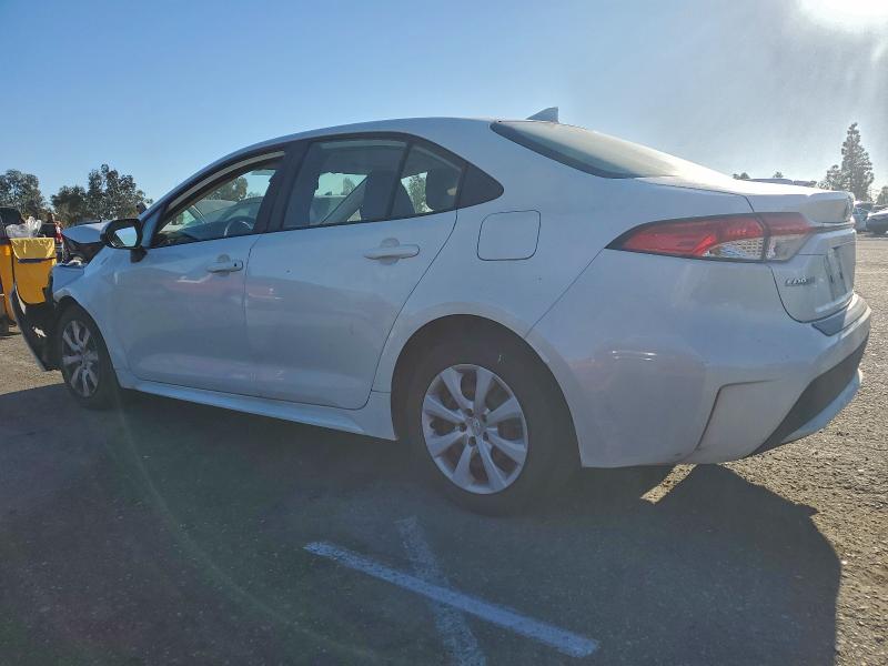 Photo 2 from auction – 2021 TOYOTA COROLLA LE with VIN JTDEPMAE8MJ136637