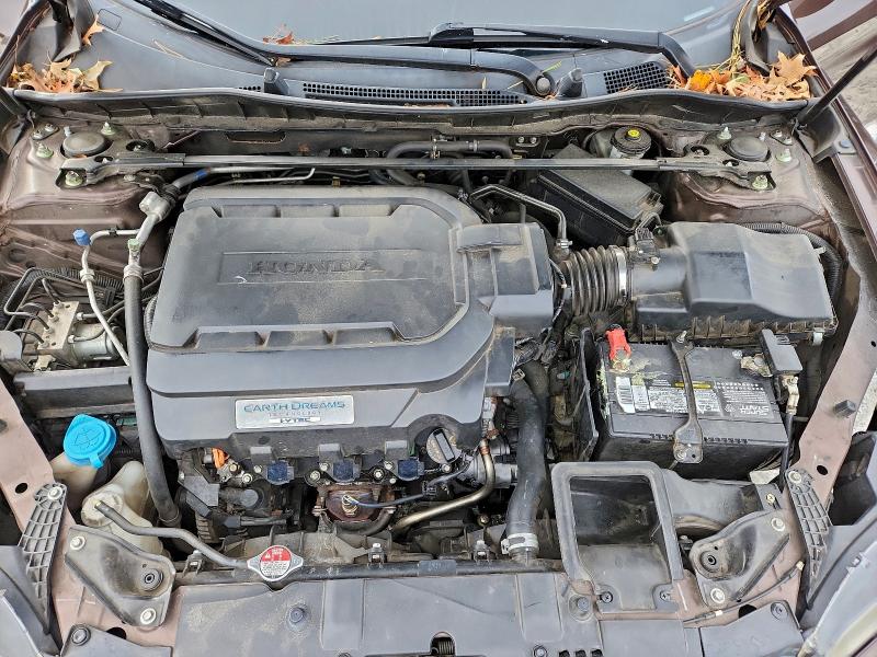 Photo 11 from auction – 2013 HONDA ACCORD EXL with VIN 1HGCT2B82DA010601