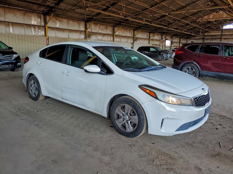 Photo 4 from auction – 2017 KIA FORTE LX with VIN 3KPFK4A73HE138769