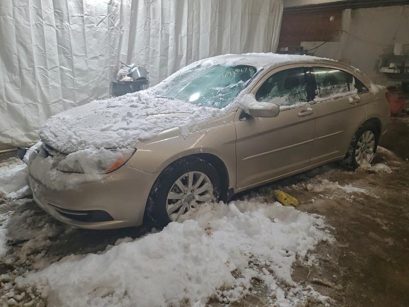 CHRYSLER 200 TOURIN 2013 with VIN 1C3CCBBG5DN635996 - Photo from auction