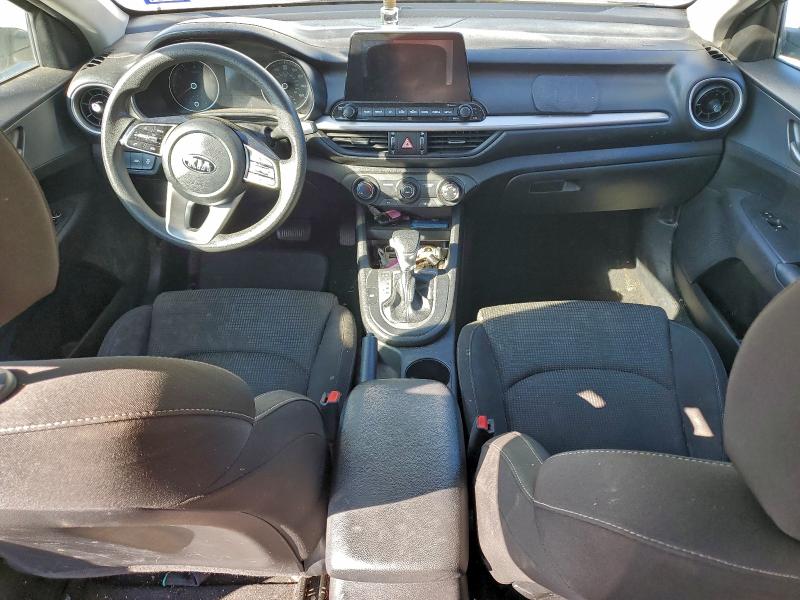 Photo 8 from auction – 2021 KIA FORTE FE with VIN 3KPF24AD4ME327849