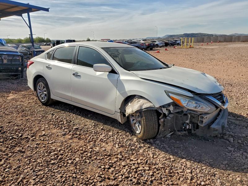 Photo 4 from auction – 2016 NISSAN ALTIMA 2.5 with VIN 1N4AL3AP4GC295448