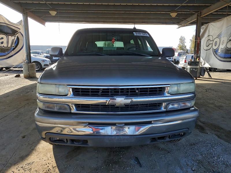 Photo 5 from auction – 2003 CHEVROLET SUBURBAN K with VIN 3GNFK16T73G176904