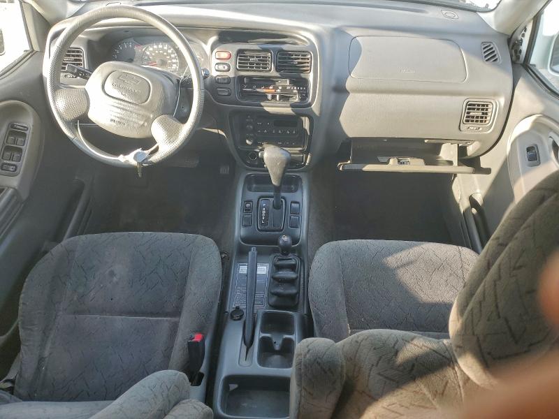 Photo 8 from auction – 2004 CHEVROLET TRACKER LT with VIN 2CNBJ634946900539