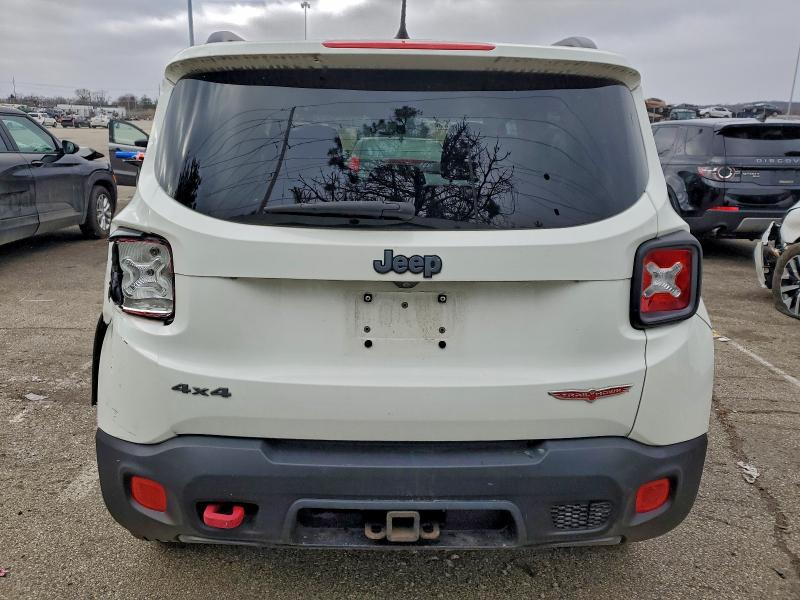 Photo 6 from auction – 2017 JEEP RENEGADE T with VIN ZACCJBCB9HPG52849