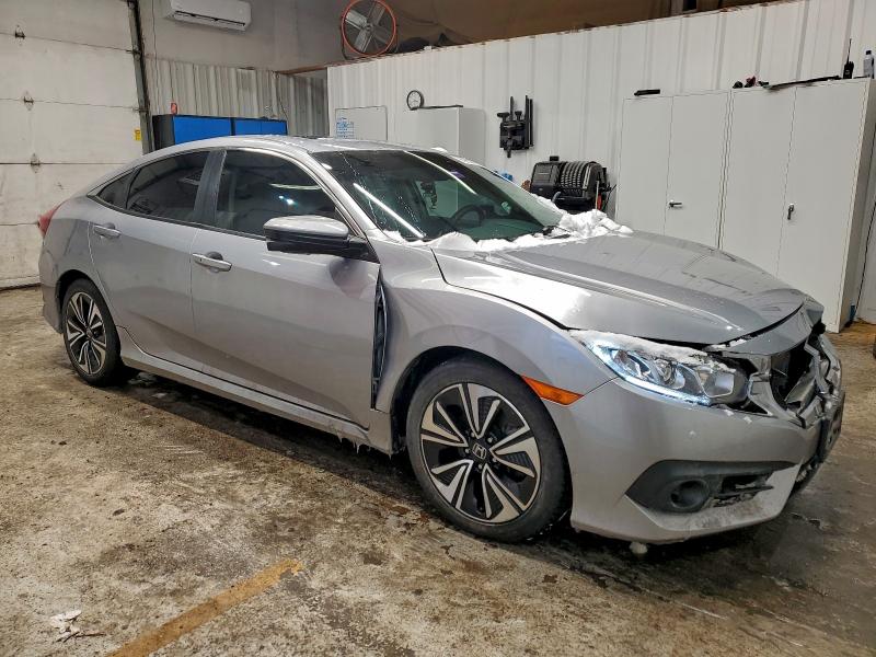 Photo 4 from auction – 2017 HONDA CIVIC EX with VIN 19XFC1F38HE206548