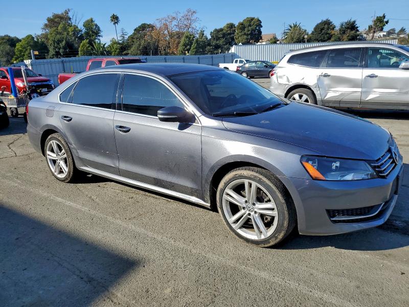 Photo 4 from auction – 2014 VOLKSWAGEN PASSAT SE with VIN 1VWBN7A34EC097766