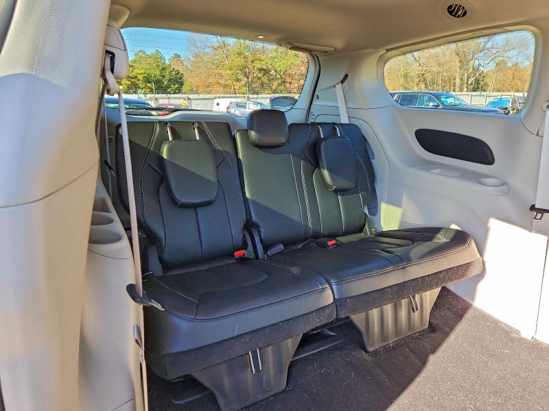Photo 11 from auction – 2024 CHRYSLER PACIFICA with VIN 2C4RC1BG7RR189747