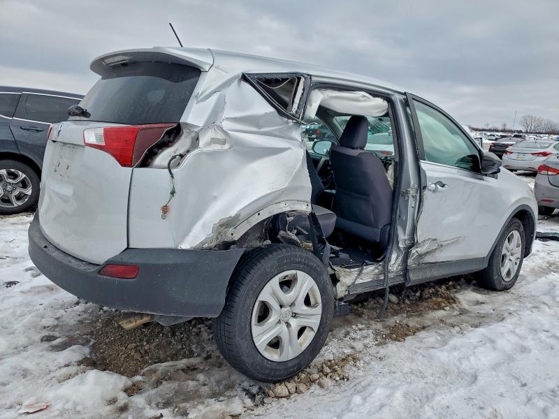 Photo 3 from auction – 2015 TOYOTA RAV4 LE with VIN 2T3ZFREV4FW176617