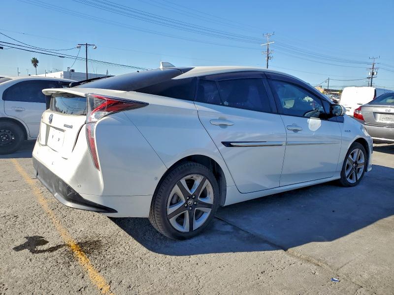 Photo 3 from auction – 2017 TOYOTA PRIUS with VIN JTDKARFUXH3036079