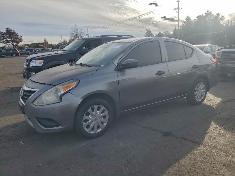 NISSAN VERSA S 2016 with VIN 3N1CN7AP8GL905430 - Photo from auction