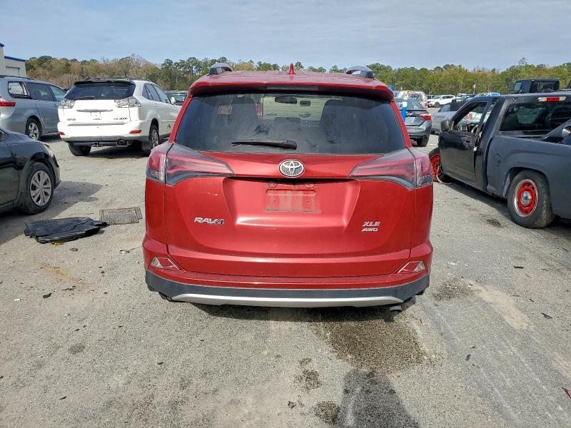 Photo 6 from auction – 2017 TOYOTA RAV4 XLE with VIN JTMRFREV3HJ128446