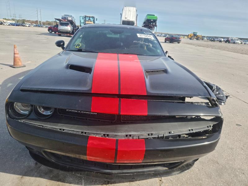 Photo 5 from auction – 2016 DODGE CHALLENGER with VIN 2C3CDZBT2GH117473
