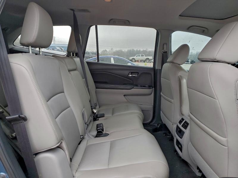 Photo 11 from auction – 2016 HONDA PILOT EXL with VIN 5FNYF6H52GB067263