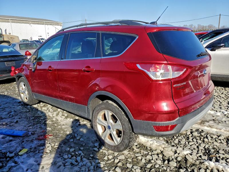 Photo 2 from auction – 2016 FORD ESCAPE SE with VIN 1FMCU9GX6GUB02619