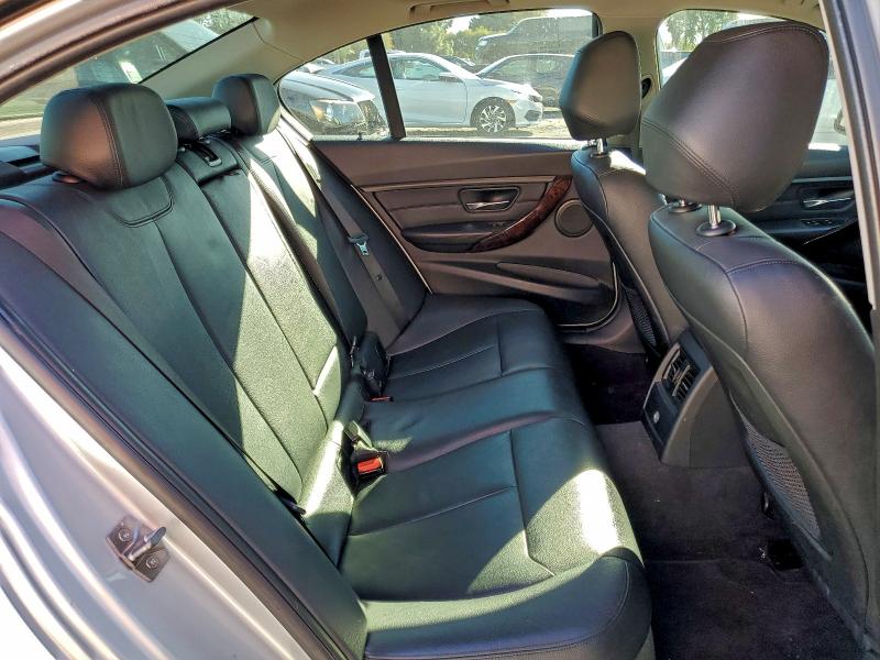 Photo 10 from auction – 2014 BMW 328 I with VIN WBA3A5C55EF605406