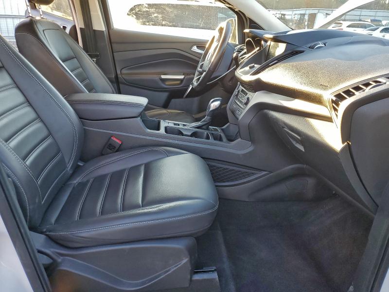 Photo 7 from auction – 2019 FORD ESCAPE SEL with VIN 1FMCU9HD5KUB54790
