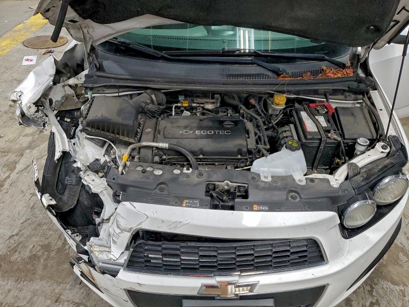 Photo 11 from auction – 2014 CHEVROLET SONIC LT with VIN 1G1JC6SHXE4221101
