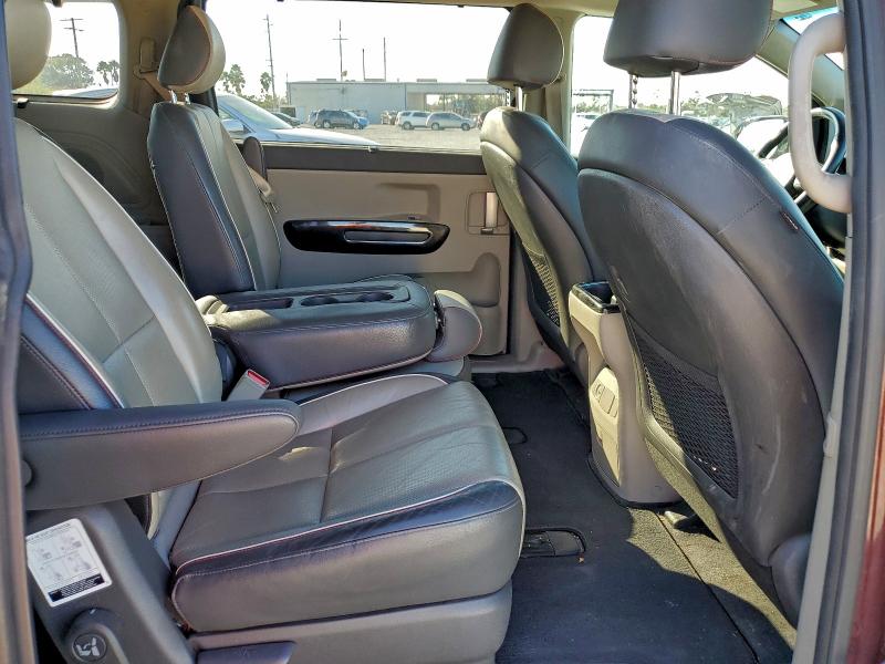 Photo 11 from auction – 2016 KIA SEDONA EX with VIN KNDMC5C13G6140643