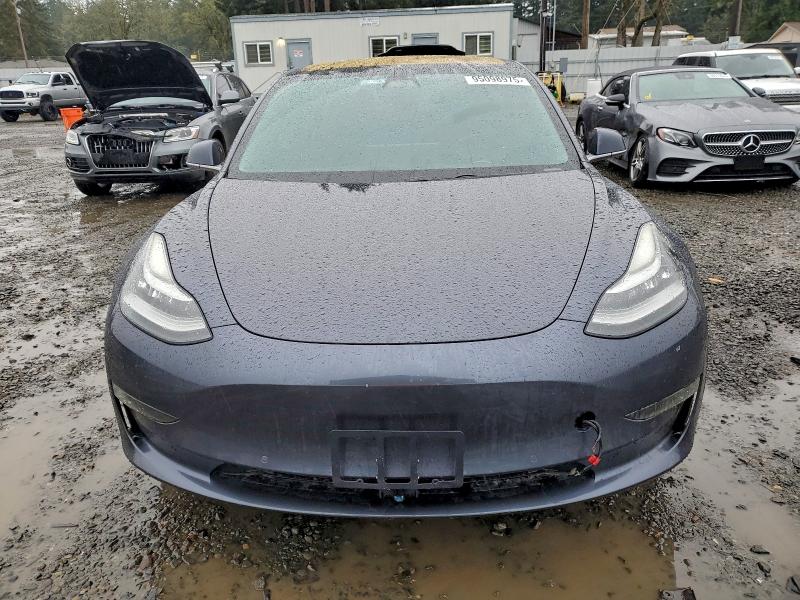 Photo 5 from auction – 2017 TESLA MODEL 3 with VIN 5YJ3E1EA6HF002421