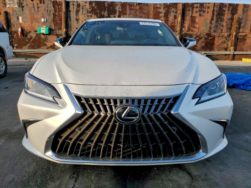 Photo 5 from auction – 2025 LEXUS ES 300H BA with VIN 58ADA1C1XSU062224