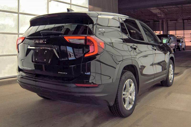 Photo 4 from auction – 2022 GMC TERRAIN SL with VIN 3GKALTEV3NL233693
