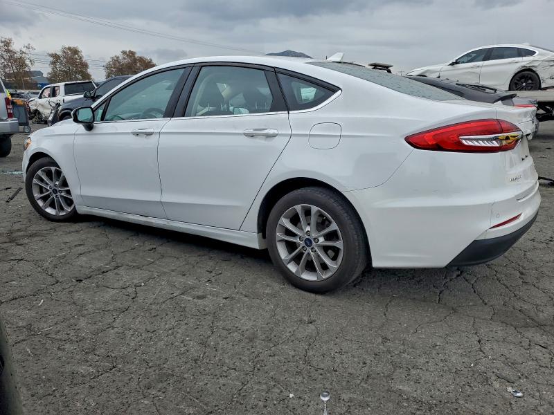 Photo 2 from auction – 2020 FORD FUSION SE with VIN 3FA6P0HD2LR166270