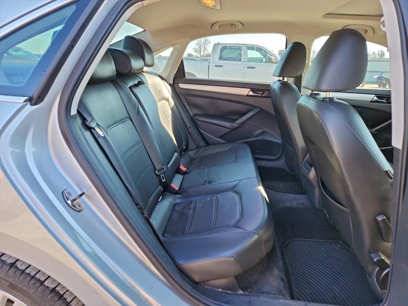 Photo 10 from auction – 2012 VOLKSWAGEN PASSAT SE with VIN 1VWBN7A36CC102978