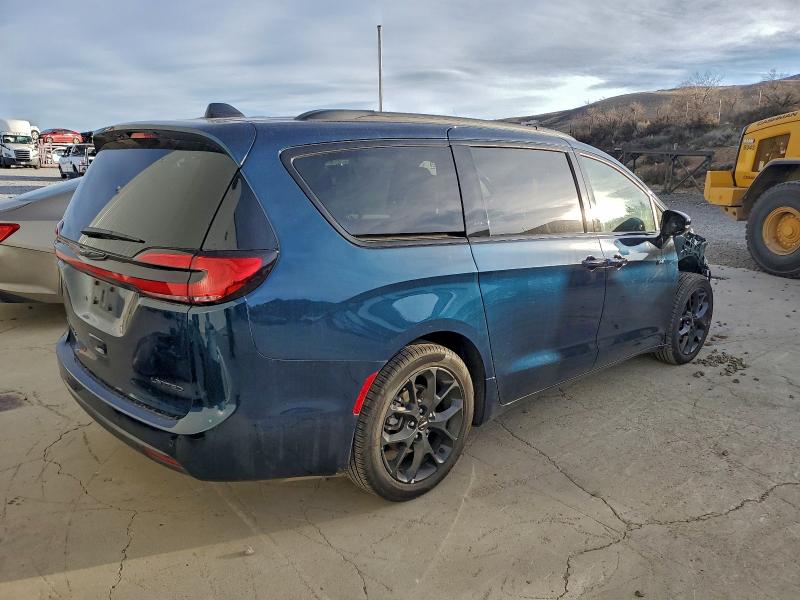 Фото 3 с аукциона – 2025 CHRYSLER PACIFICA L с VIN 2C4RC1GG5SR529900