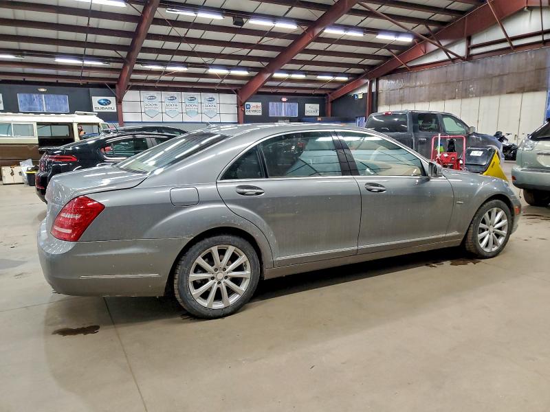 Photo 3 from auction – 2012 MERCEDES-BENZ S with VIN WDDNG8DB8CA423988