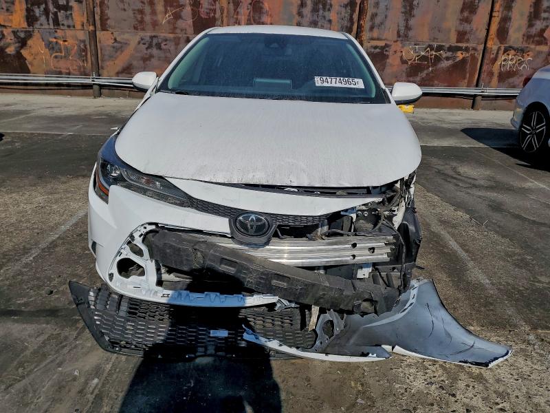 Photo 5 from auction – 2020 TOYOTA COROLLA LE with VIN 5YFEPRAE3LP007809