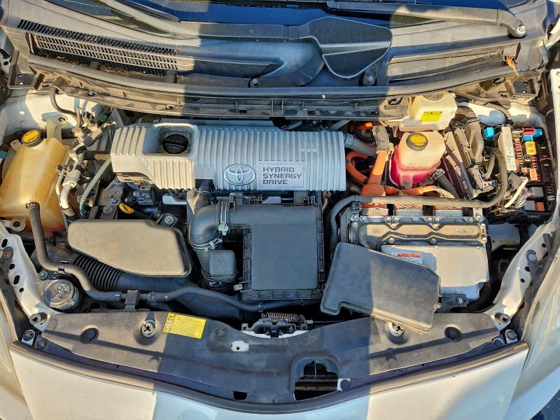 Photo 11 from auction – 2011 TOYOTA PRIUS with VIN JTDKN3DU8B0315270